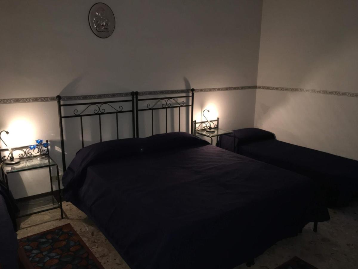 B&B Mistral Di Lizzio Salvatore Giarre Bagian luar foto