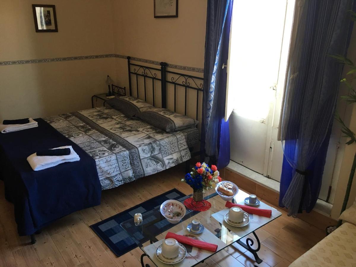 B&B Mistral Di Lizzio Salvatore Giarre Bagian luar foto