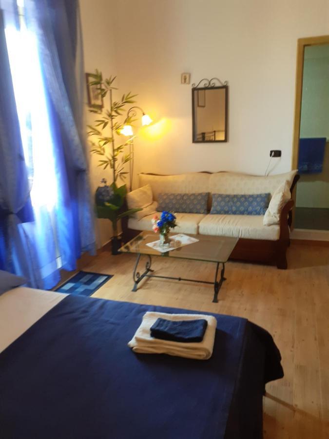 B&B Mistral Di Lizzio Salvatore Giarre Bagian luar foto