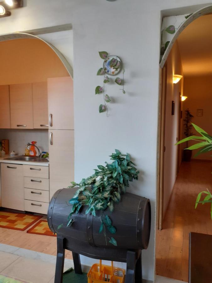 B&B Mistral Di Lizzio Salvatore Giarre Bagian luar foto